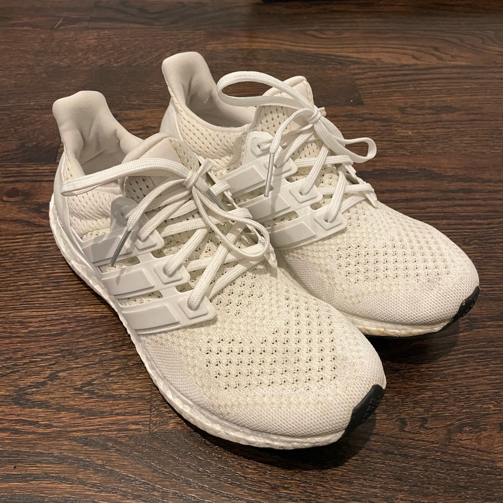 adidas all white UltraBOOSTs - Mens size 7